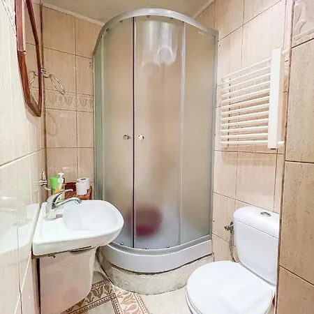 целиком 3-х комнатная в центре одессы Apart Otel *