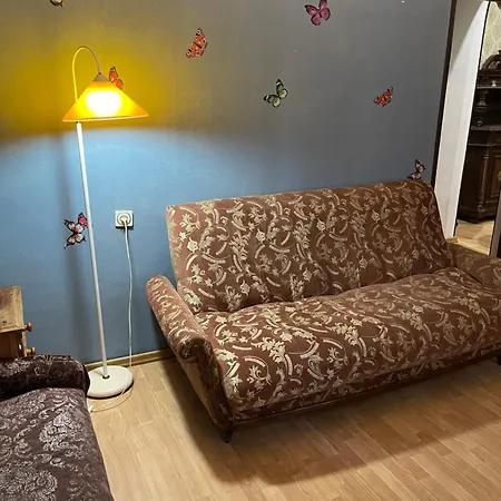 Apart Otel целиком 3-х комнатная в центре одессы