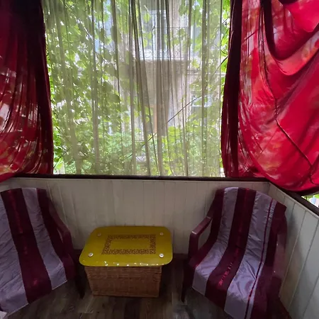 Aparthotel целиком 3-х комнатная в центре одессы 3*