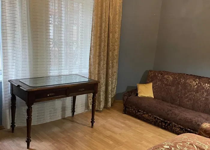 целиком 3-х комнатная в центре одессы