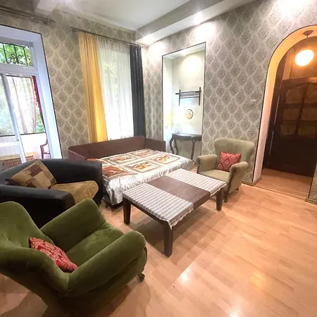 целиком 3-х комнатная в центре одессы Apartmanhotel Odessza